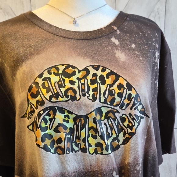 NWT Bella Canvas Black Tee - Picture 2 of 4